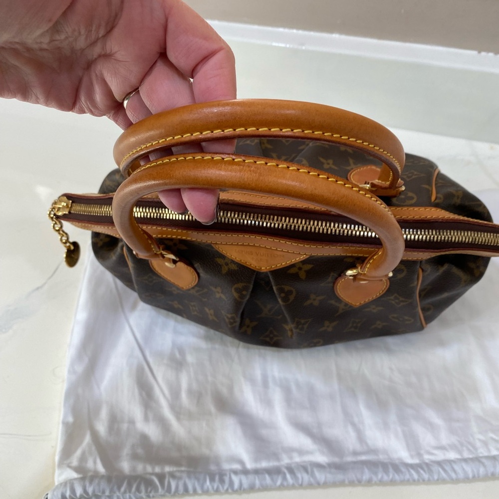 Authentic Louis Vuitton Tivoli PM Monogram - Picture 4 of 13
